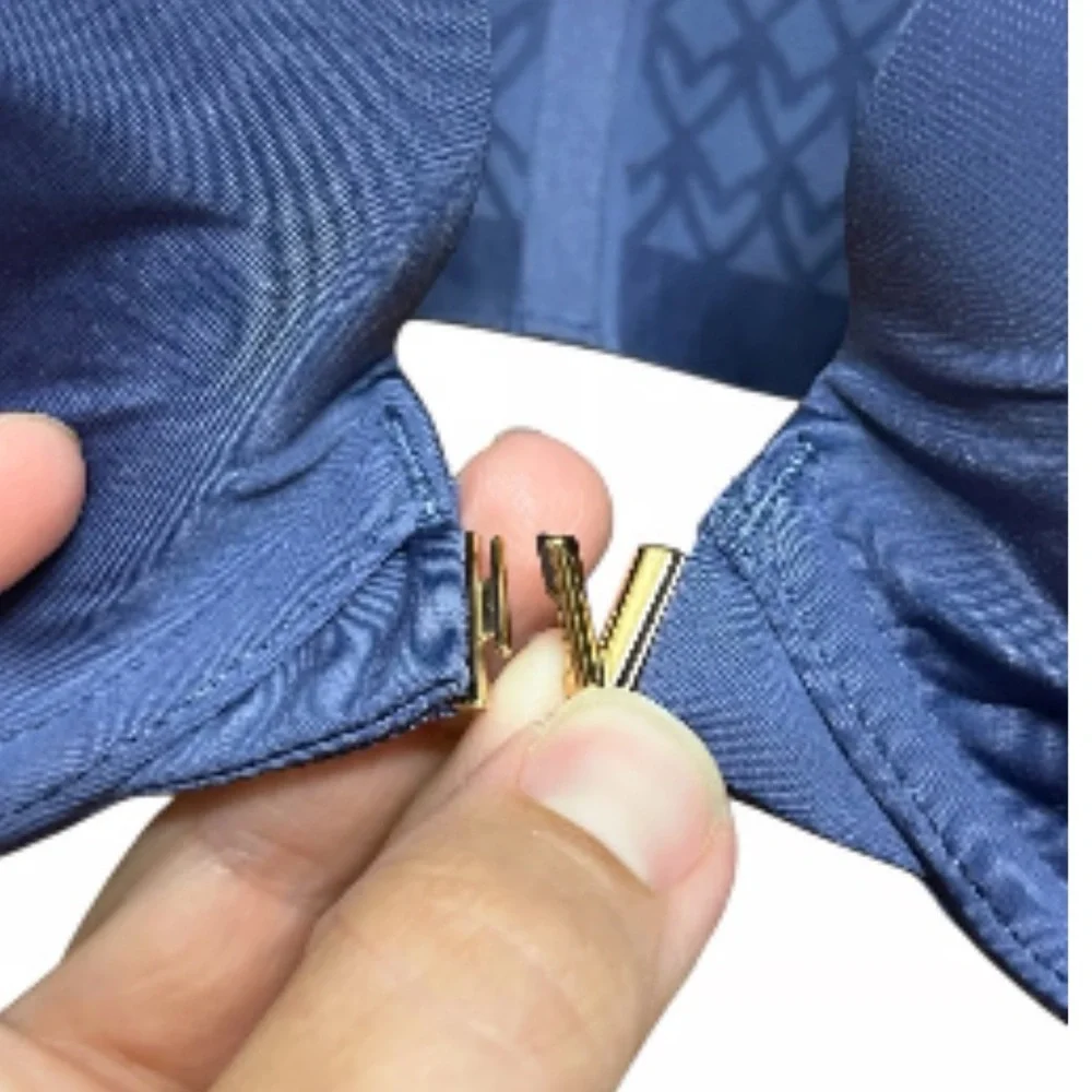 Victoria's Secret Blue Front Closure Lined Demi Bra